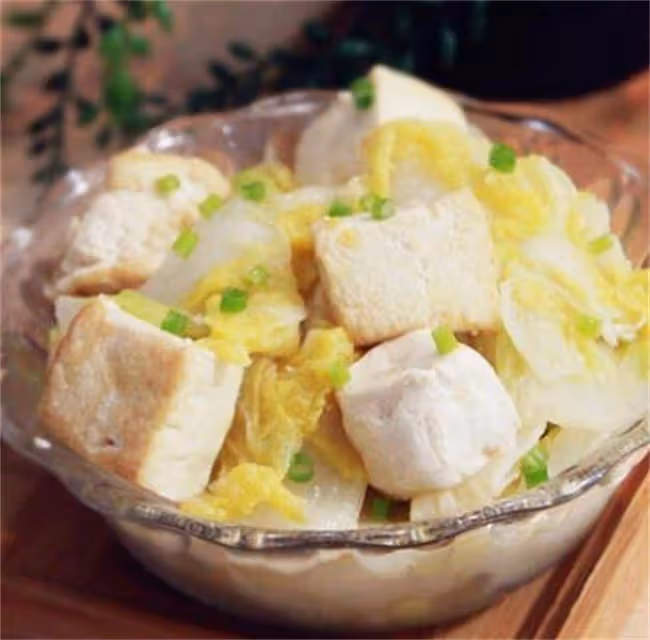 老師傅做白菜燉豆腐的方法,肯定和你不一樣,不用肉湯也一樣美味