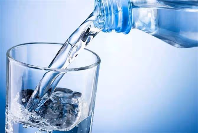 純凈水是什麼水?純凈水不能長期喝是真的嗎?哪種水才是最好的?