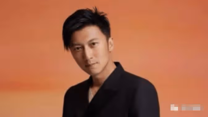 不忍了!謝霆鋒親口說出與張柏芝三胎孩子的關係,難怪至今不娶王菲