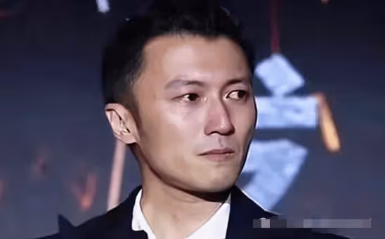不忍了!謝霆鋒親口說出與張柏芝三胎孩子的關係,難怪至今不娶王菲