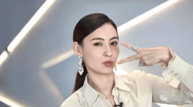 不忍了!謝霆鋒親口說出與張柏芝三胎孩子的關係,難怪至今不娶王菲