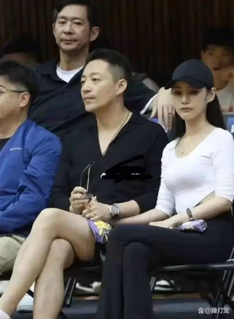 曝大S註銷撫養費卡，具俊曄演出場地非常寒酸，汪小菲二次出庭