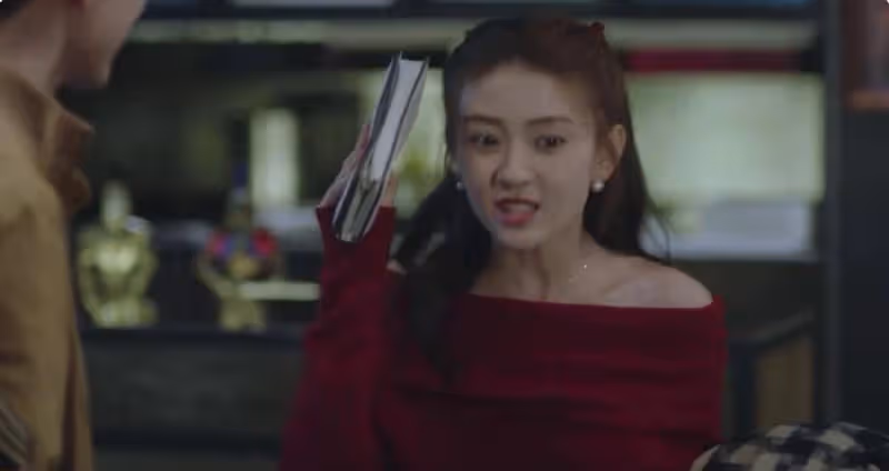 本以為是爛劇,一口氣看10集,越看越上癮,真是一部上頭劇!