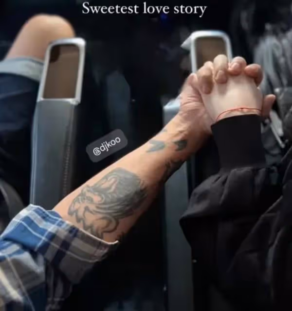大S和老公牽手坐車,慶功宴都是葷菜,大S什麼時候開始吃葷了?