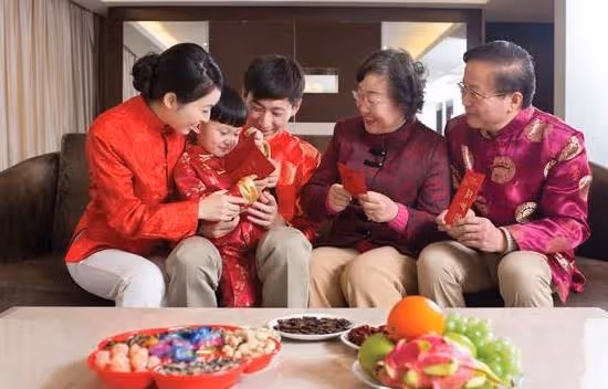 婆家來客人婆婆熱情招待,娘家來客人婆婆說不用做菜吃剩菜就行