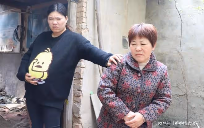 回你娘家坐月子去,不要影響你小姑子高考,兒媳聽後賣房讓婆婆滾