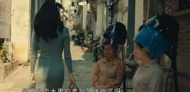 《微暗之火》:但凡38歲童瑤顏值拉胯一點,都壓不住這位絕美女配