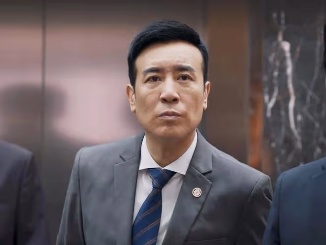 《城中之城》大結局:吳顯龍慘死獄中,趙輝晚年淒涼?周琳嫁別人