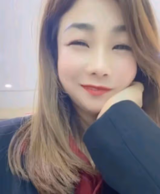 女子陪奶奶去銀行取錢,連輸錯幾次都不願意告訴她,原諒我笑了
