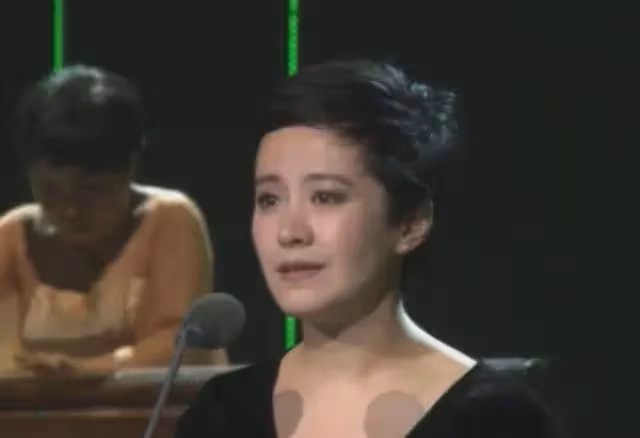 演員劇雪:嫁給大13歲著名導演,婚後無兒無女,如今怎樣了?