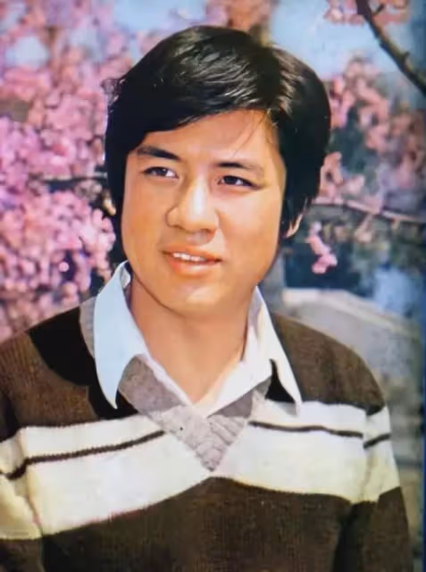 張潮：再婚娶小20歲美女，62歲老來得子，如今女兒也是演員