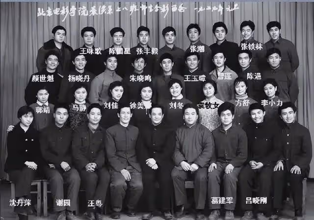 張潮：再婚娶小20歲美女，62歲老來得子，如今女兒也是演員