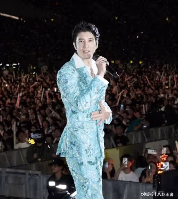 王力宏內地演唱會人氣火爆!前妻扳不倒他,離婚後無所顧忌更放蕩