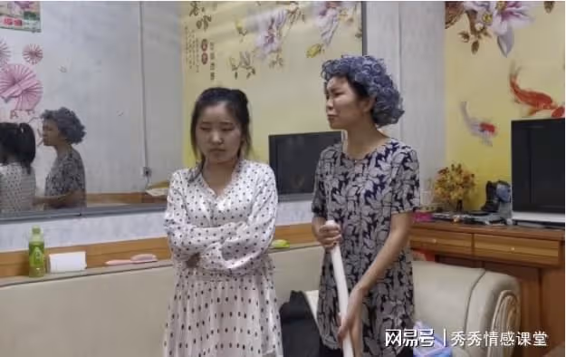 婆婆提出AA制,兒媳直接將房子賣了,婆家5口人無處可住