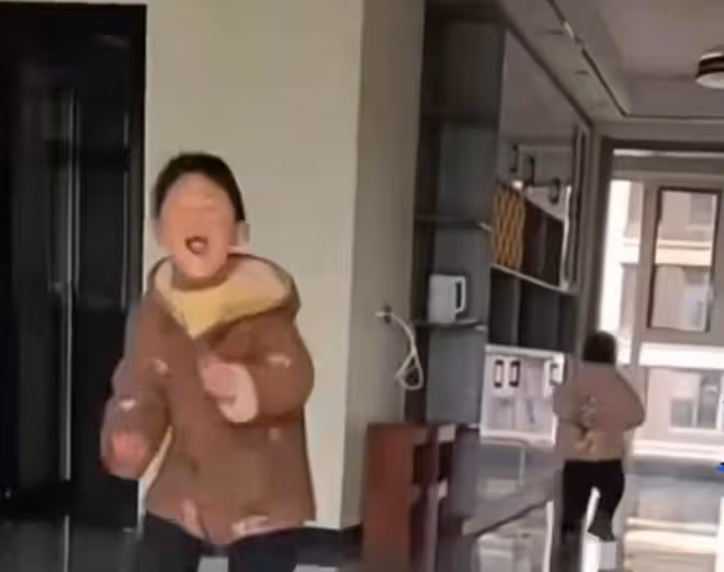 夫妻打拚多年終買房,7歲兒子參觀後開心到蹦蹦跳跳:為他們值得