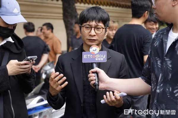 獨家／山豬告別式「逸祥感性致詞」！　哽咽道別戰友：我們天家再見