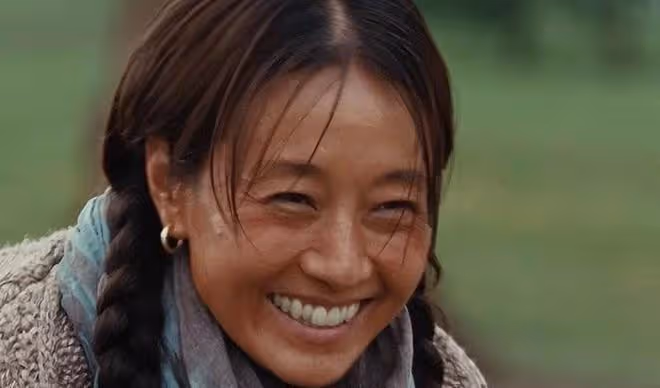 馬伊琍不敢認了!一整個農村婦女的打扮,與之前形象完全大變!