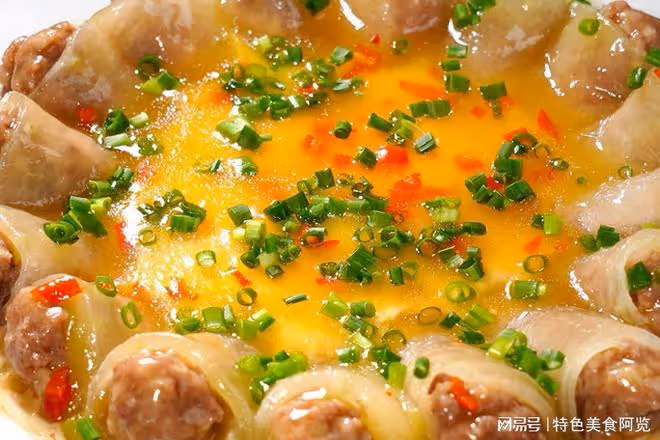 冬瓜絕絕子的風味吃法,搭配肉餡蒸一蒸,葷素滋補,味道嘎嘎好