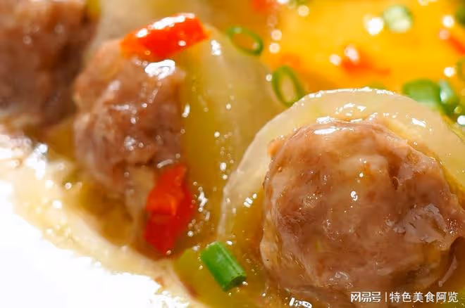 冬瓜絕絕子的風味吃法,搭配肉餡蒸一蒸,葷素滋補,味道嘎嘎好