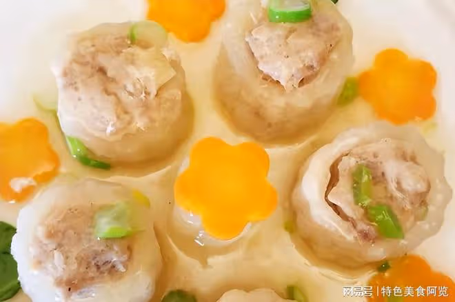 冬瓜絕絕子的風味吃法,搭配肉餡蒸一蒸,葷素滋補,味道嘎嘎好