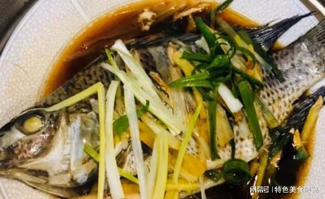 99%的人都喜歡的清蒸羅非魚,解饞嫩鮮,低脂味美,家人都愛吃
