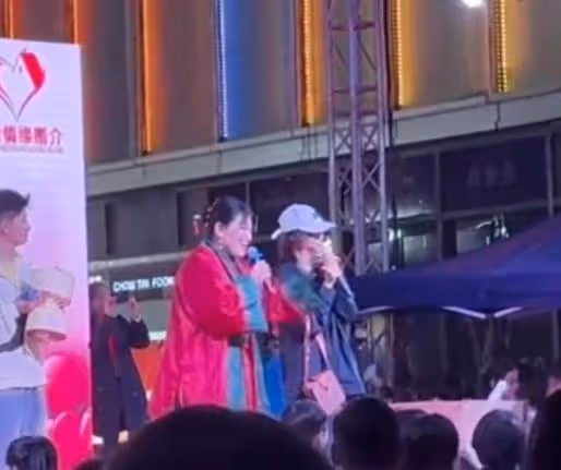 亳州媒婆勸小伙牽手懷孕女孩，開封王婆批評：一派胡言，丟祖宗臉