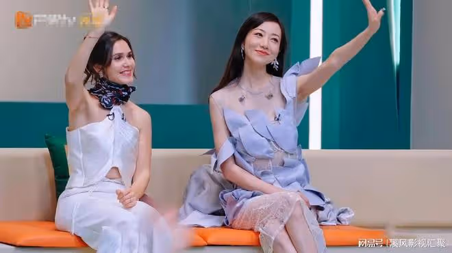 浪姐5：二公妝造太劣質，陳麗君組還不如常服，戚薇像禮儀小姐！