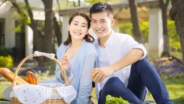 妻子查出癌症後,丈夫故意帶女人回家,可他沒料到妻子還有後手