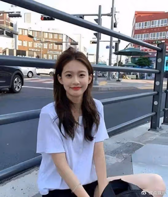 小羽和王思聰分手,曬聊天記錄獲網友心疼!王思聰:寶寶以後照顧自己