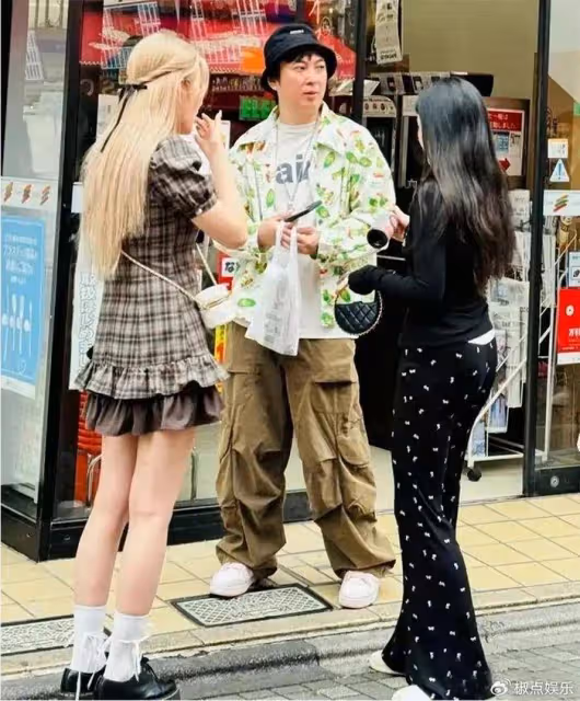 小羽和王思聰分手,曬聊天記錄獲網友心疼!王思聰:寶寶以後照顧自己