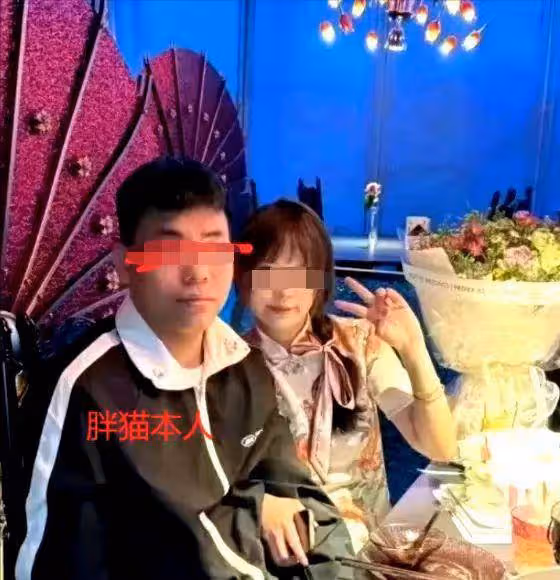 譚竹談和胖貓相處患抑鬱，半個月去 3 次精神科，抑鬱成了擋箭牌？
