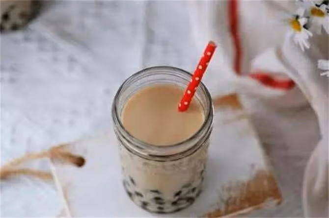 少糖和半糖哪一個糖更少?奶茶的半糖甜,還是少糖甜?