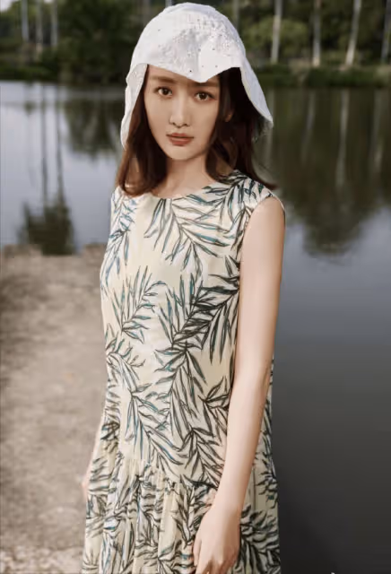 王歐41歲狀態:膚白貌美、身材嬌艷動人,絕對美人胚子