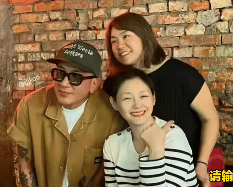大S露餡了!一張圖扒出具俊曄真實地位:只是「道具」罷了