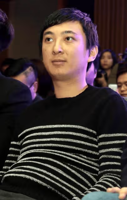 王思聰又分手,聊天記錄曝光!網友:萬花叢中過,片葉不沾身