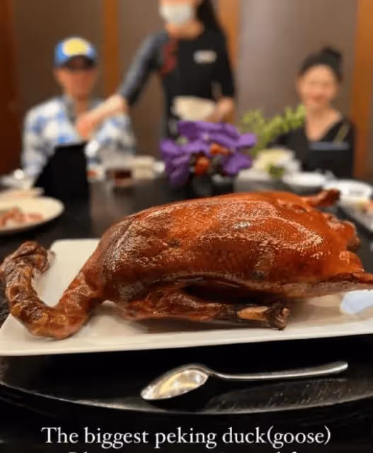 具俊曄DJ秀寒酸,大S只去了慶功宴,小S熱舞助陣,十指緊扣秀恩愛