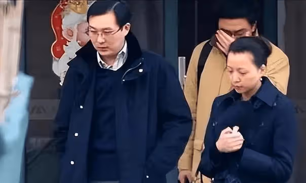 忍無可忍,董卿終於不再沉默,對於網上的指責,她選擇了反擊!
