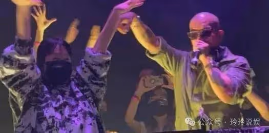 具俊曄演唱會人氣吃癟,現場僅收到四個花籃,其中三個S家送的