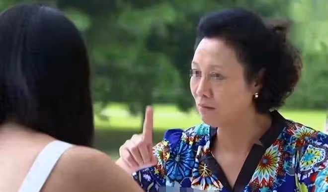女兒在國外結婚,兩年後岳母第一次見到女婿,竟發現是自己的兒子