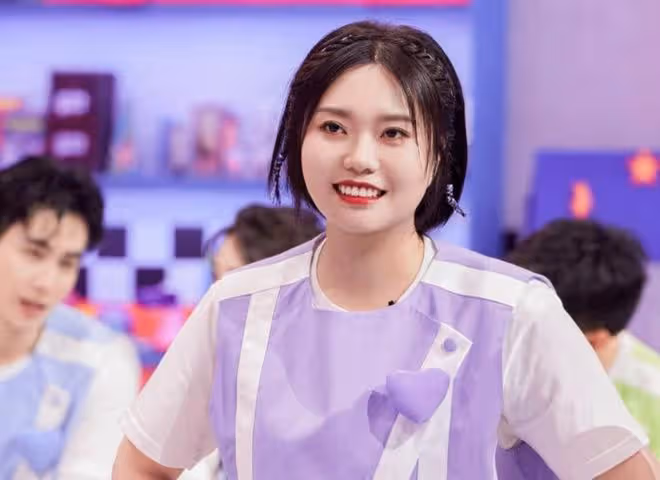 李雪琴太讓人意外了!暴瘦20斤,沒想到是因為一個重量級鍋蓋少年