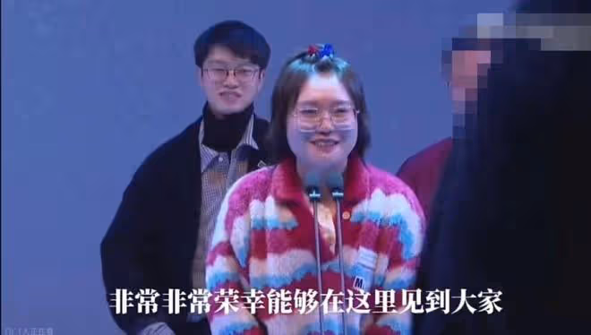李雪琴太讓人意外了!暴瘦20斤,沒想到是因為一個重量級鍋蓋少年