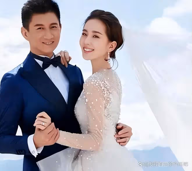 最新後續:譚竹還曾劈腿酒吧男,哪怕胖貓和她結了婚,也難逃一死