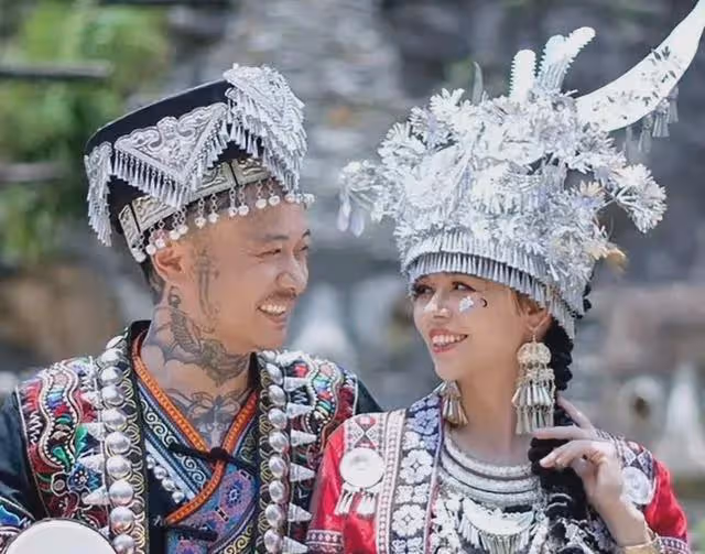31歲網紅俄羅斯娜娜去世，結婚僅1年，因酒後吃藥昏迷38天