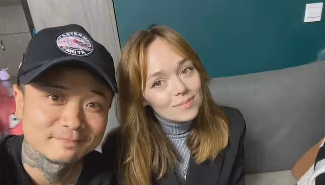 31歲網紅俄羅斯娜娜去世，結婚僅1年，因酒後吃藥昏迷38天