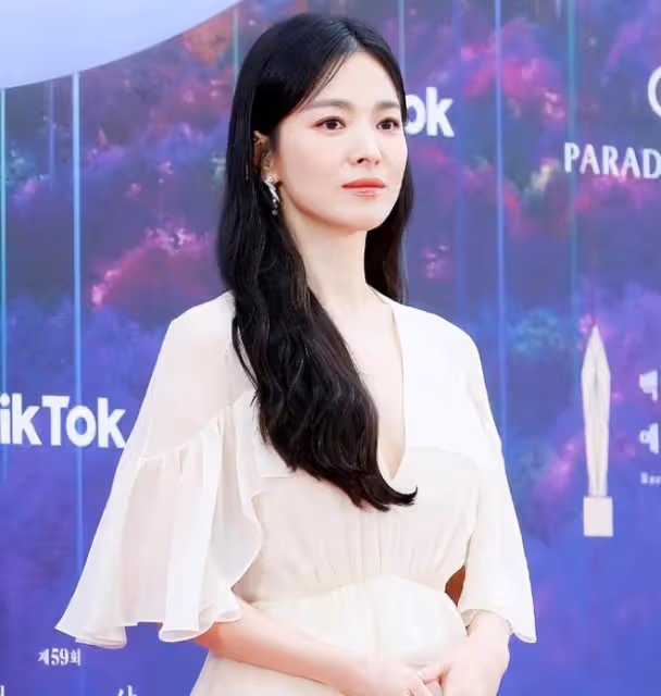 宋仲基宋慧喬將同框出席百想，離婚5年後，他們實現首度同台