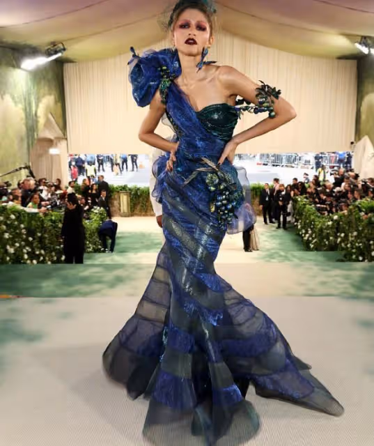 2024MetGala紅毯：贊達亞搶眼吸睛，Jennie和鄧文迪母女搶鏡