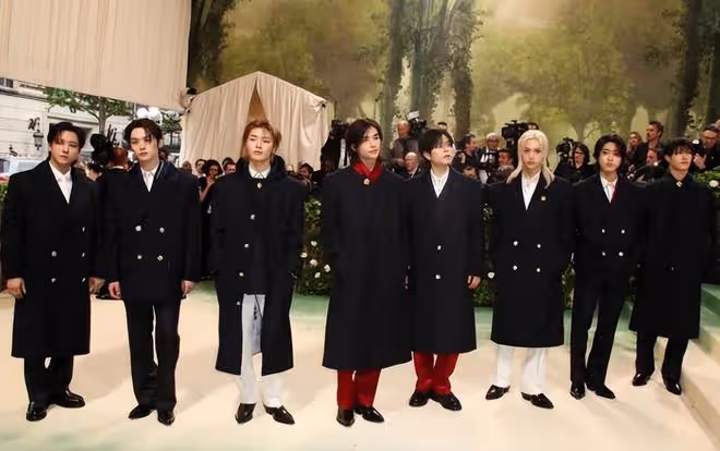 2024MetGala紅毯：贊達亞搶眼吸睛，Jennie和鄧文迪母女搶鏡
