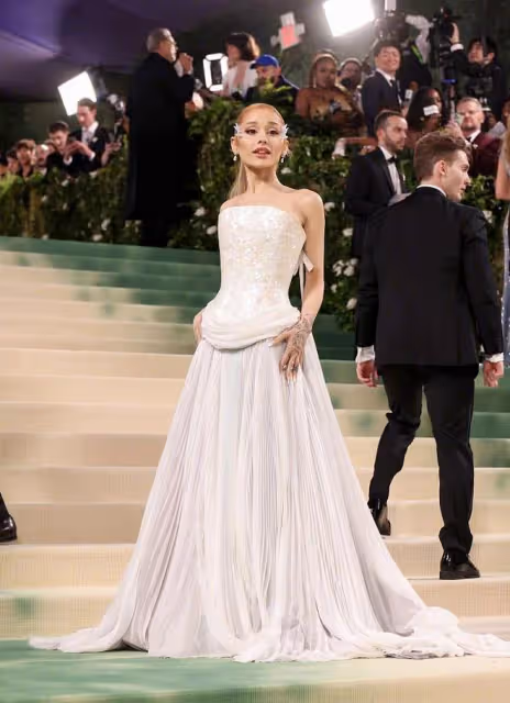 2024MetGala紅毯：贊達亞搶眼吸睛，Jennie和鄧文迪母女搶鏡
