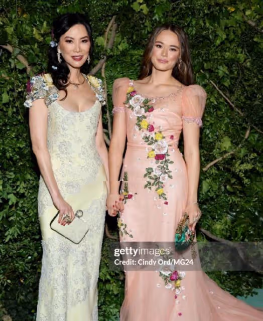 2024MetGala紅毯：贊達亞搶眼吸睛，Jennie和鄧文迪母女搶鏡
