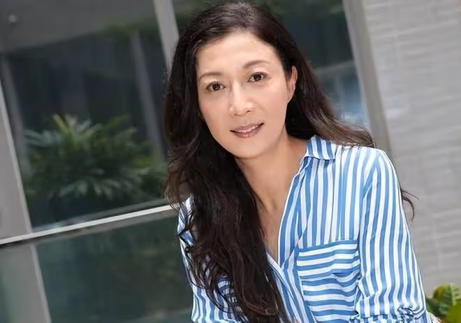 吳綺莉價值1500萬的豪宅雜草叢生,女兒離開後她無心打掃!